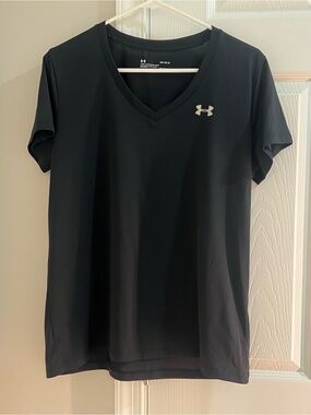 Under Armour Black V-Neck Short Sleeve Performance Tee